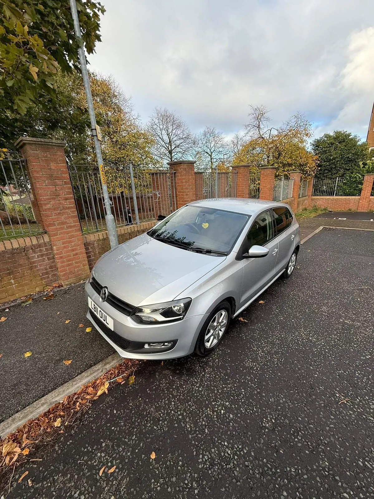 Volkswagen Polo 2011 photo 2