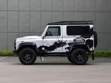 Land Rover Defender 2015 photo 2