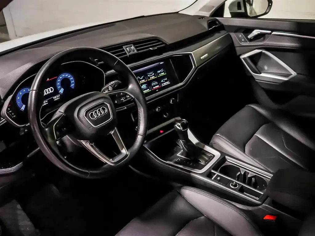Audi Q3 2021 photo 5