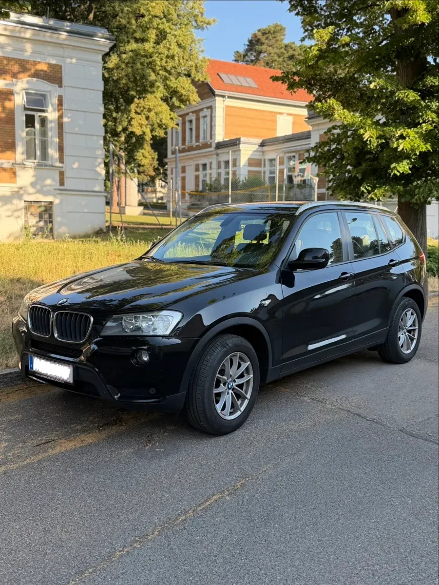 BMW X3 2013 photo 2