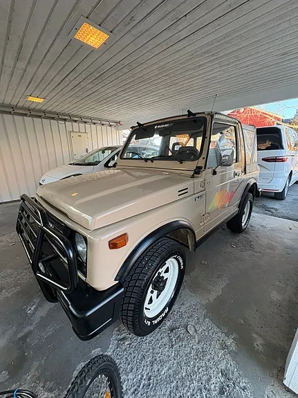 Suzuki Samurai 1986 photo 2