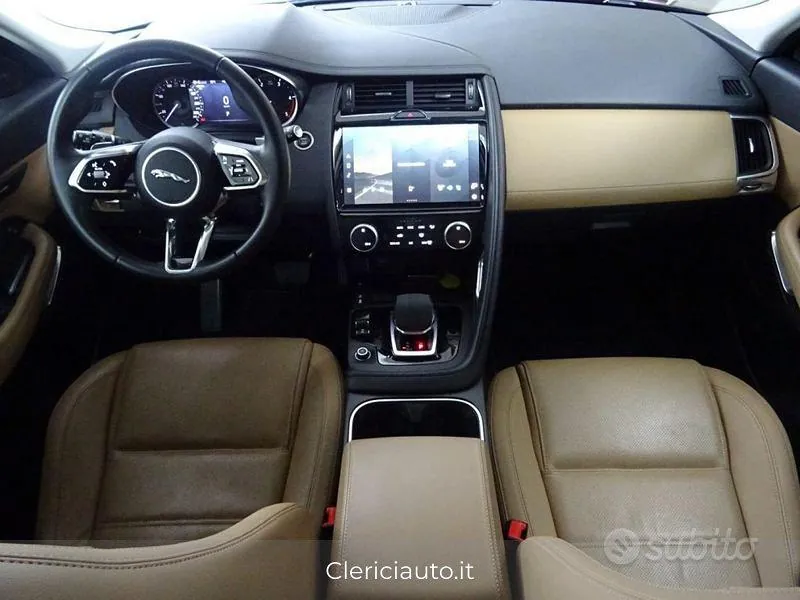 Jaguar E-Pace 2023 photo 4