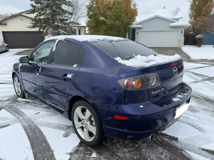 Mazda Mazda3 2006 photo 2