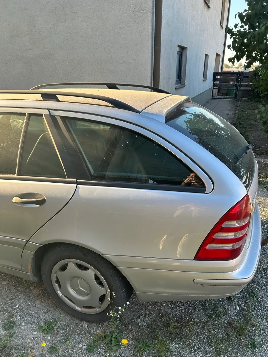 Mercedes-Benz C-Class 2009 photo 3