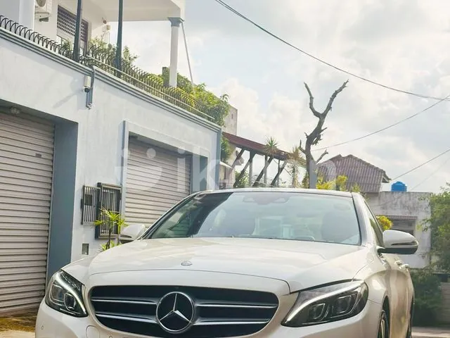 Mercedes-Benz C350