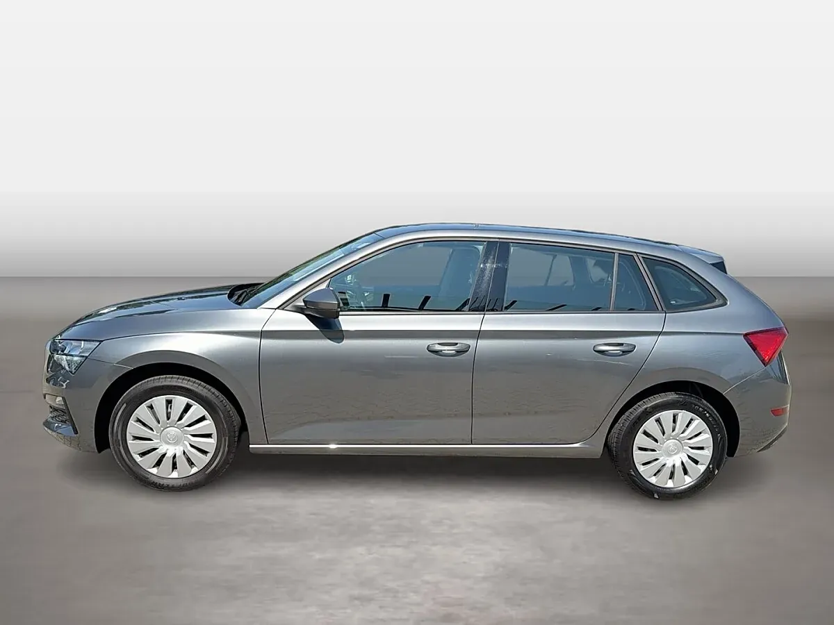 Skoda Scala 2023 photo 2