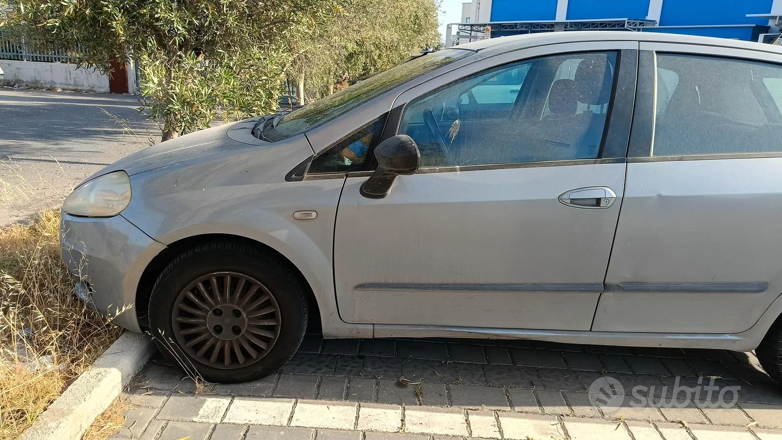 Fiat Grande Punto 2009 photo 3