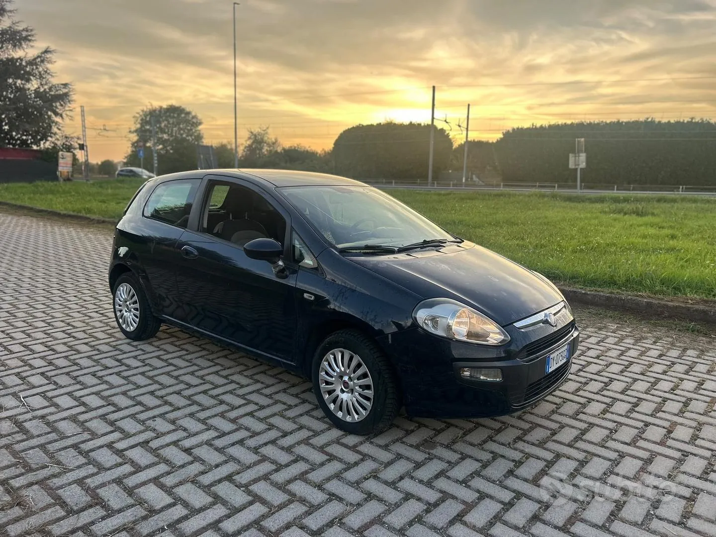 Fiat Punto Evo 2010 photo 3