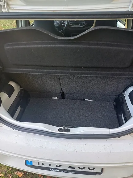 Volkswagen Up 2015 photo 4