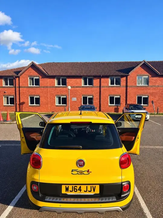 Fiat 500L 2014 photo 2