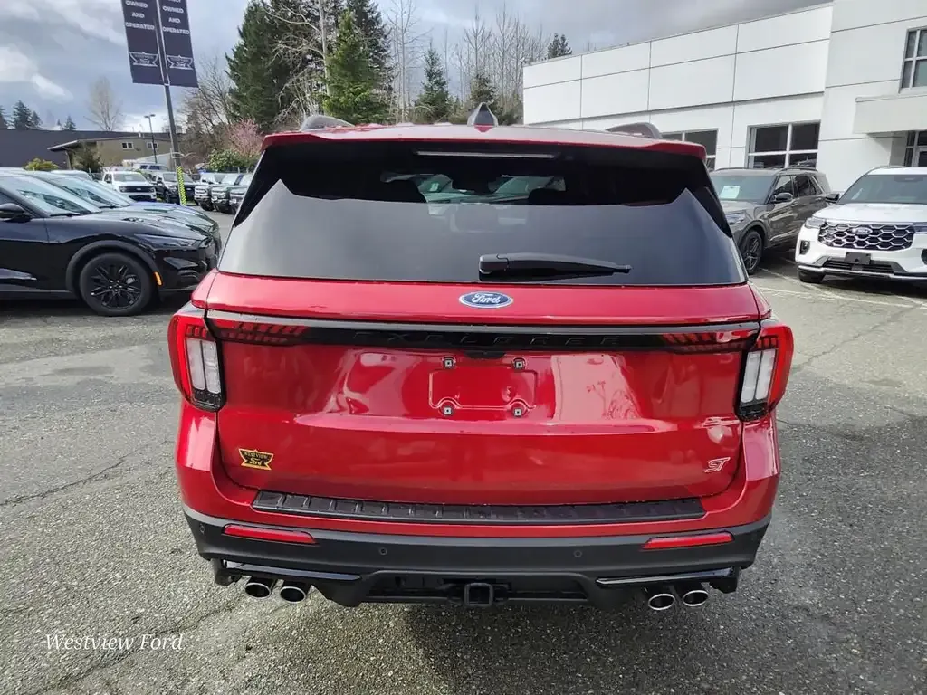 Ford Explorer 2026 photo 4