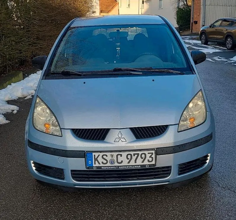 Mitsubishi Colt Z30