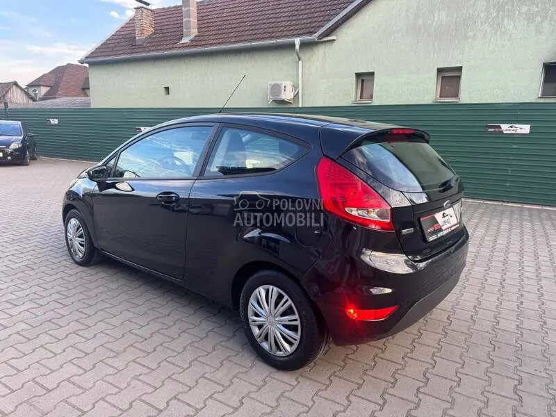 Ford Fiesta 2012 photo 4