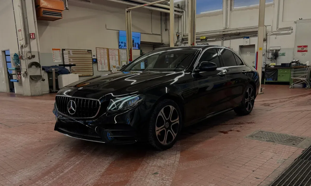 Mercedes-Benz Eklasse 2016 photo 2