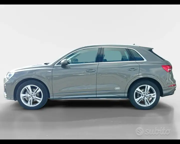 Audi Q3 2022 photo 5