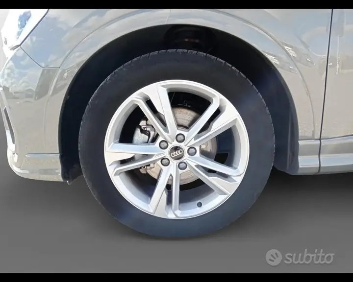 Audi Q3 2022 photo 4