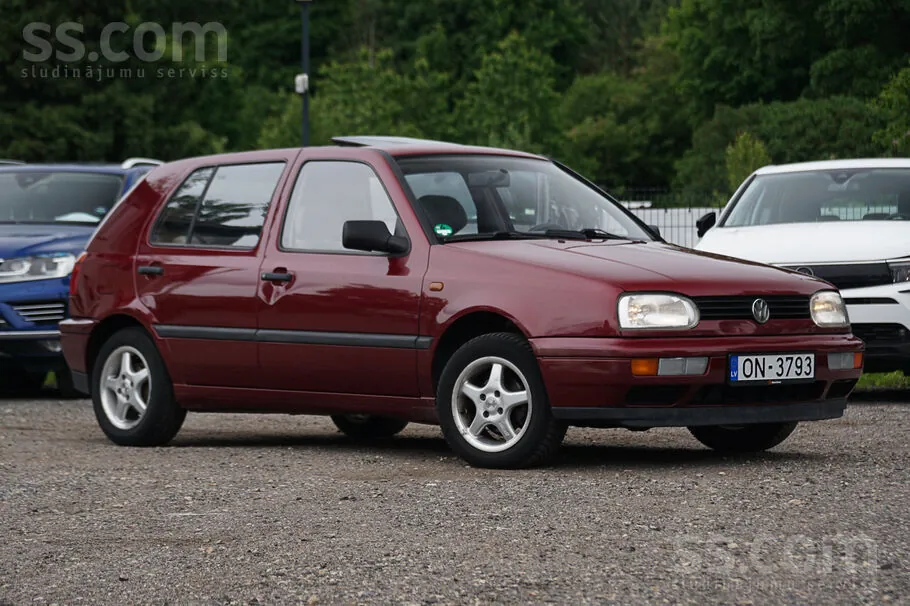 Volkswagen Golf 1996 photo 2