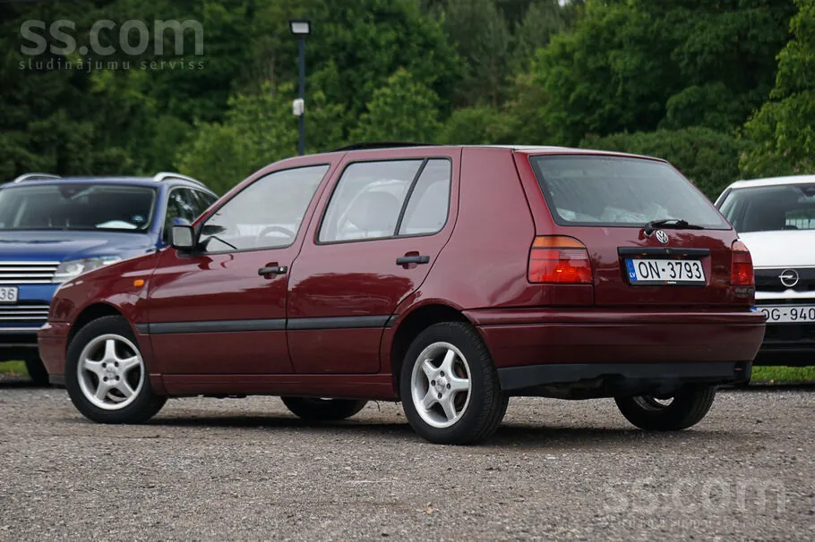 Volkswagen Golf 1996 photo 3