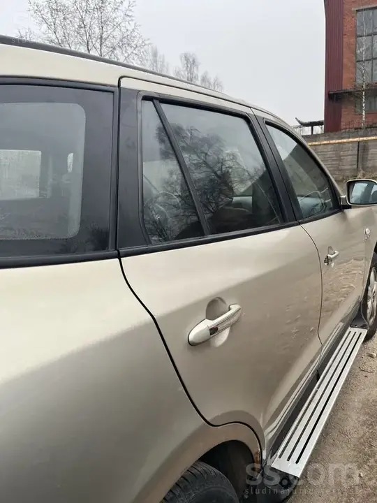 Hyundai Santa Fe 2009 photo 3