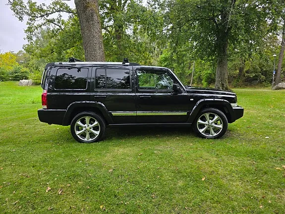 Jeep Commander 2009 photo 4