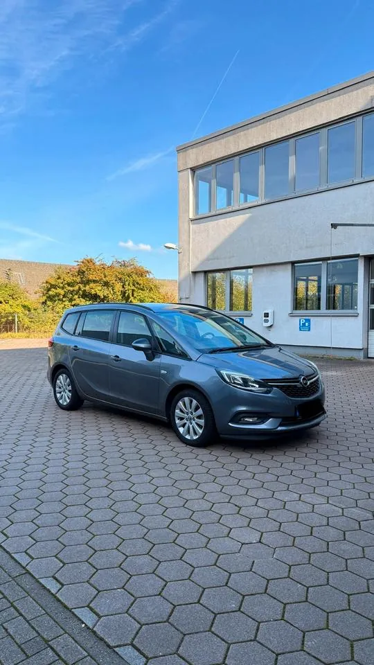 Opel Zafira C