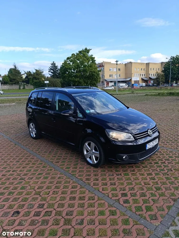 Volkswagen Touran 2010 photo 4