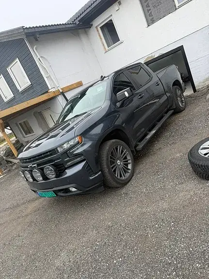 Chevrolet Silverado 1500 2021 photo 3