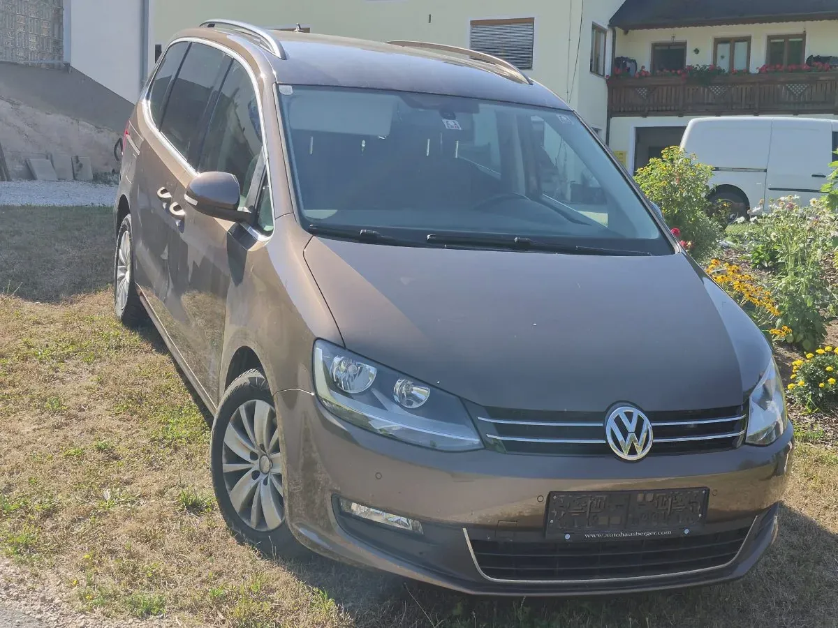 Volkswagen Sharan 2012 photo 3