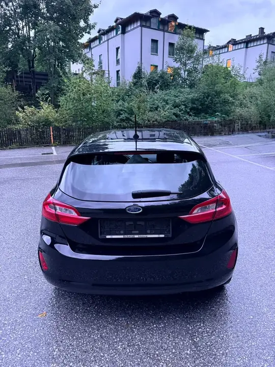 Ford Fiesta 2018 photo 2