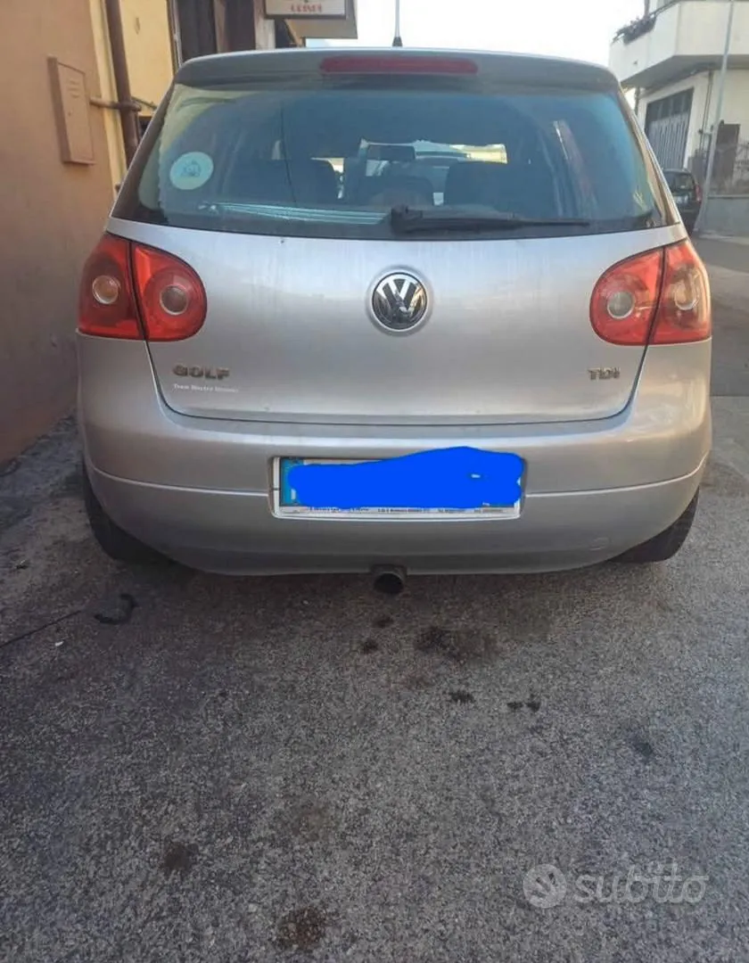 Volkswagen Golf V