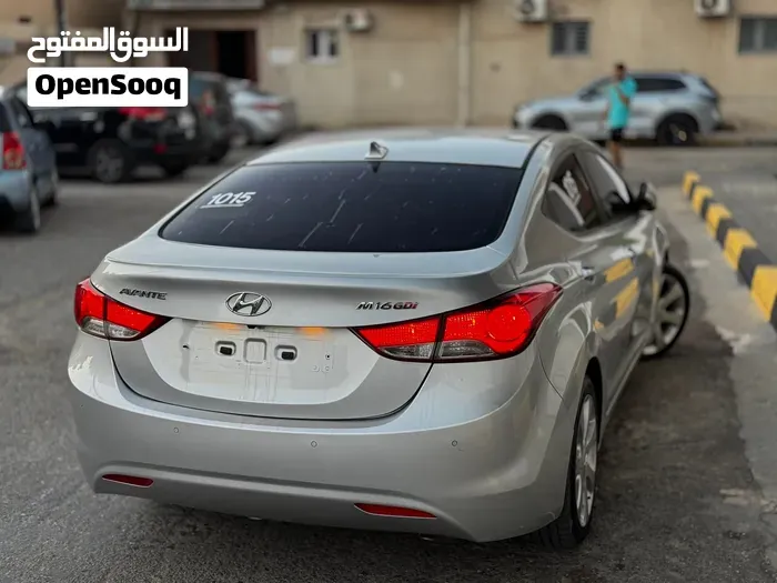 Hyundai Elantra 2012 photo 4