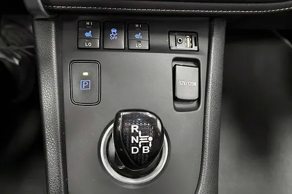 Toyota Auris 2017 photo 5