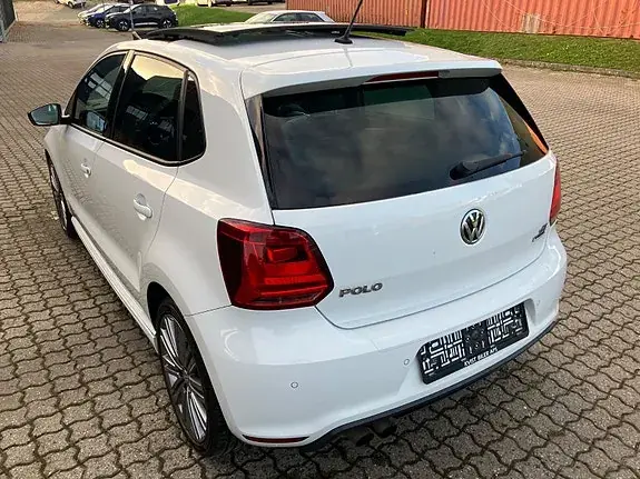 Volkswagen Polo 2016 photo 3
