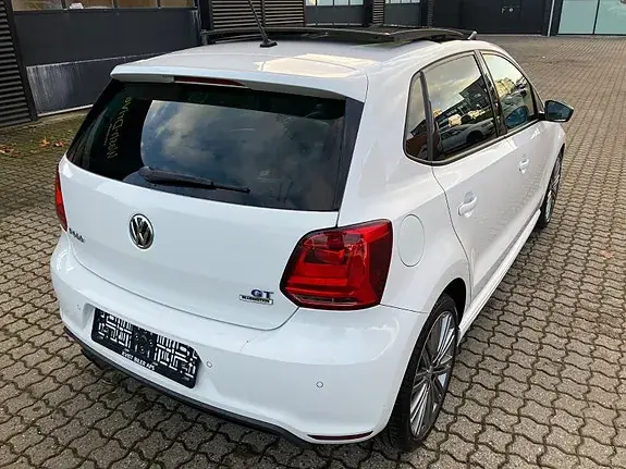 Volkswagen Polo 2016 photo 4