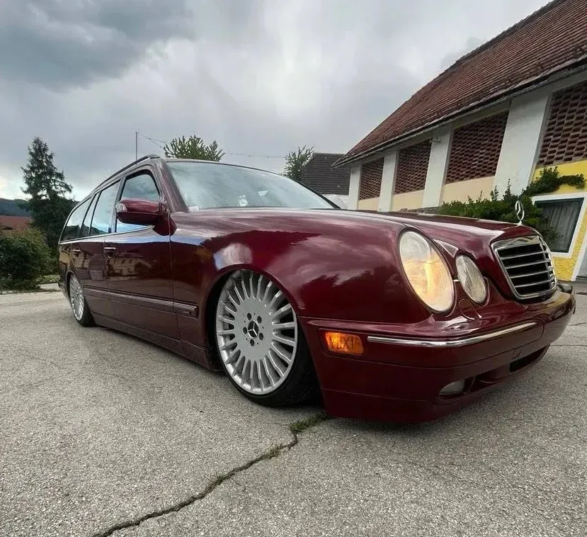Mercedes-Benz Eklasse