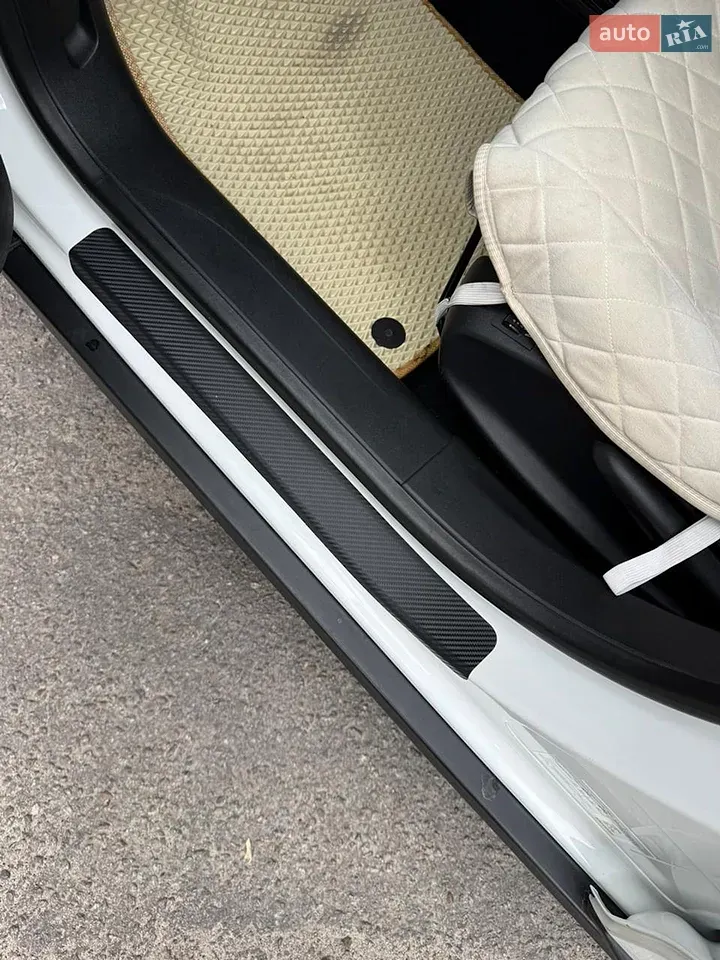 Peugeot 2008 2019 photo 4