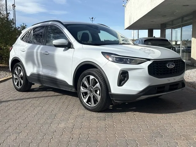 Ford Escape 2025 photo 2