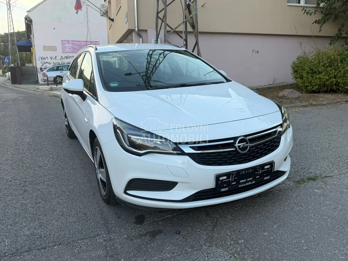 Opel Astra K 2016 photo 3