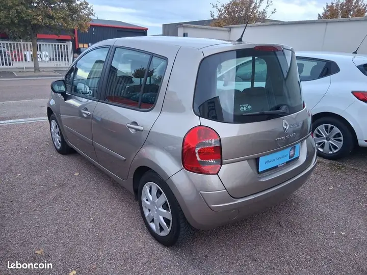 Renault Modus 2011 photo 4