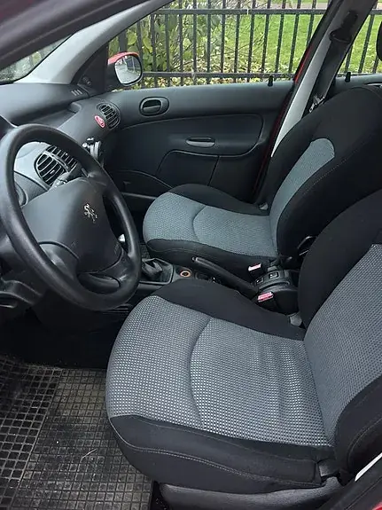 Peugeot 206 2006 photo 3