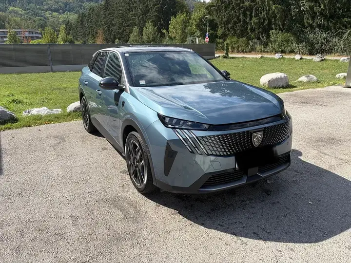 Peugeot 3008 2024 photo 3
