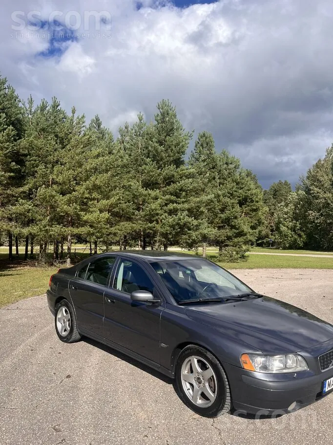 Volvo S60 2005 photo 2