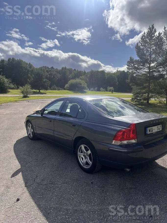 Volvo S60 2005 photo 4