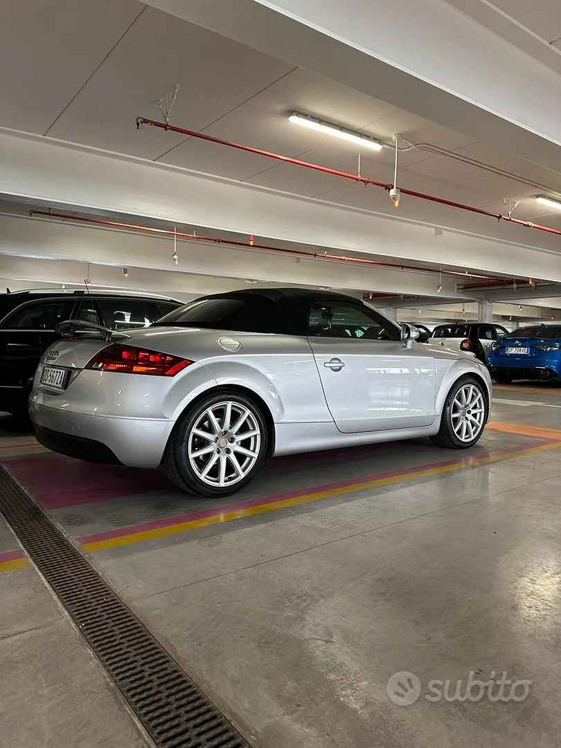 Audi Tt 2008 photo 4