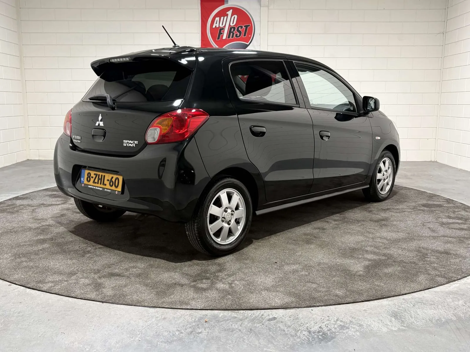 Mitsubishi Space Star 2015 photo 4