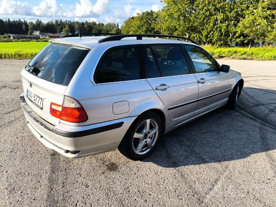 BMW 325 2004 photo 3