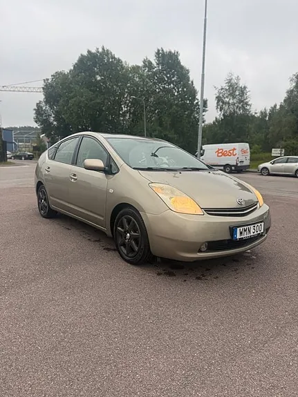 Toyota Prius 2005 photo 2