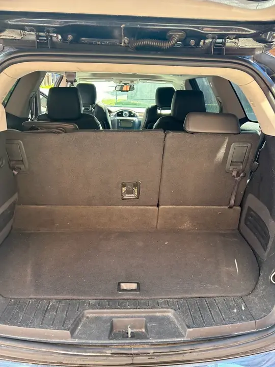 Buick Enclave 2010 photo 3