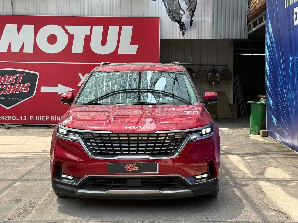 Kia Carnival