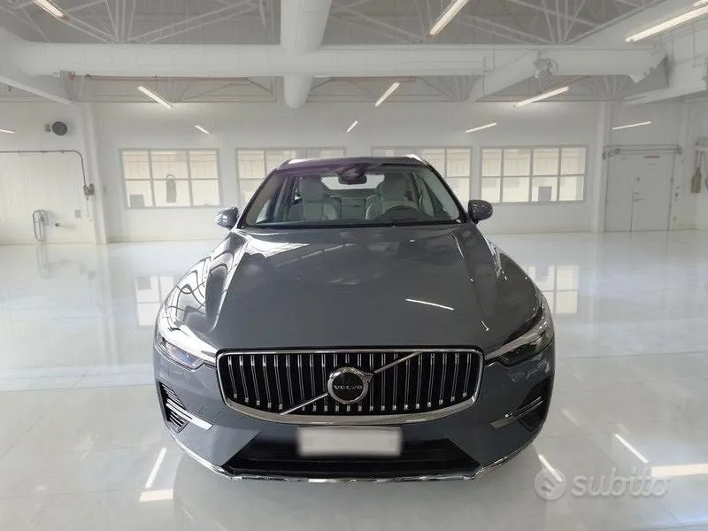 Volvo Xc60 2023 photo 2
